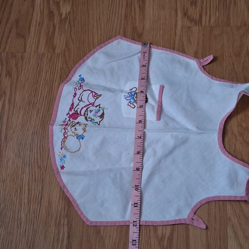 Vintage kitten baby bib EUC
